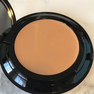 4.25 Nat Tan Bobbi Brown Skin Moisture Foundation